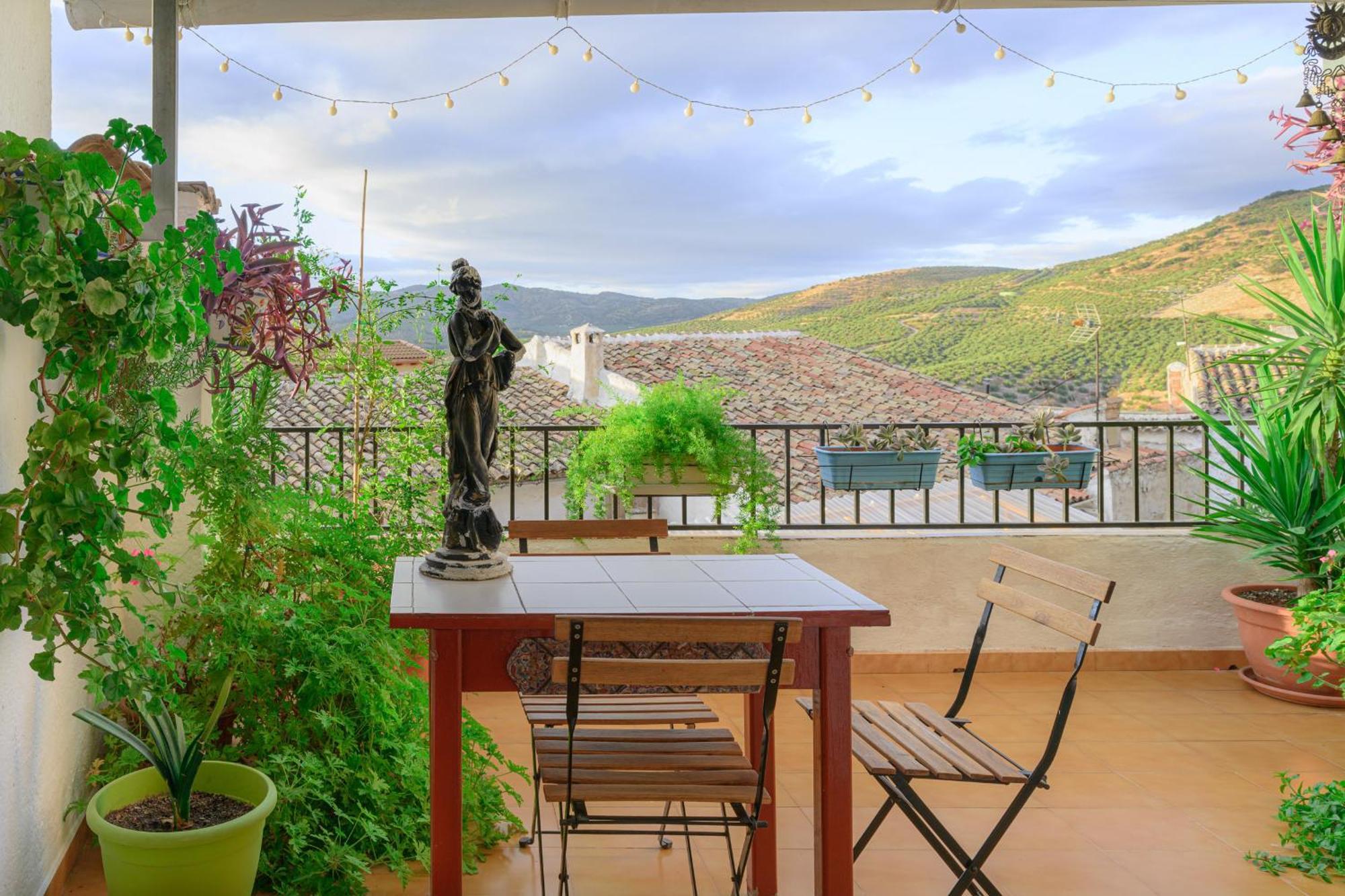 Astarte Guesthouse Castillo de Locubin Luaran gambar